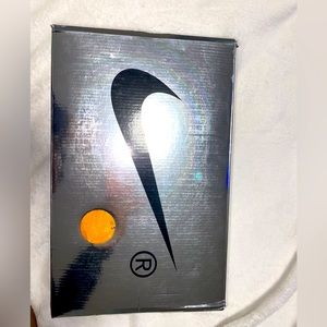 off-white x dunk ‘university gold’